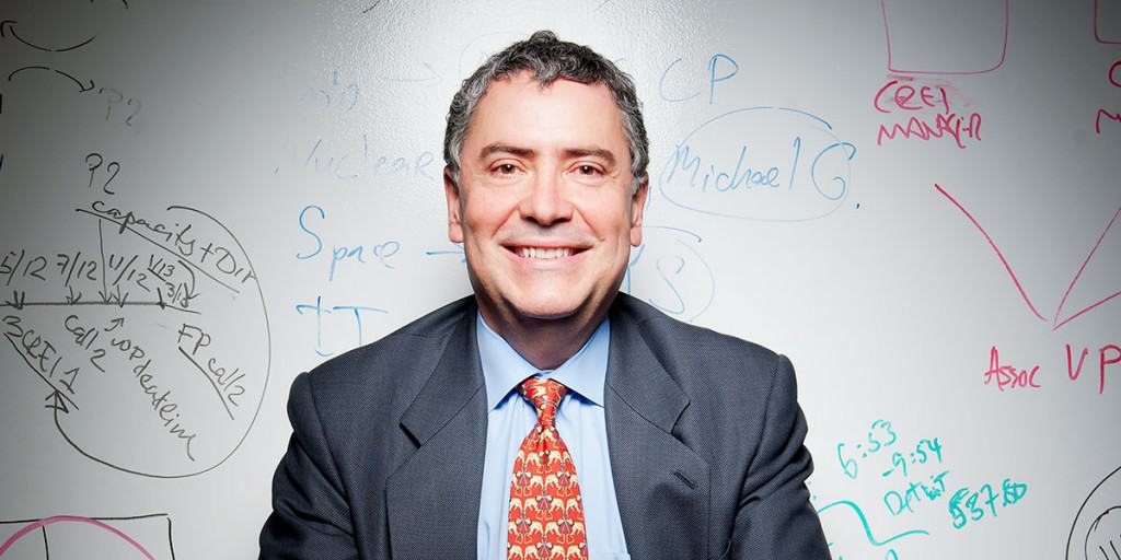 José Estabil always knew he was going to be a scientist. Growing up in South Florida, he might not have predicted that he would one day hold numerous US patents and author several important papers on semiconductor metrology—but he was convinced he was going to be a scientist.