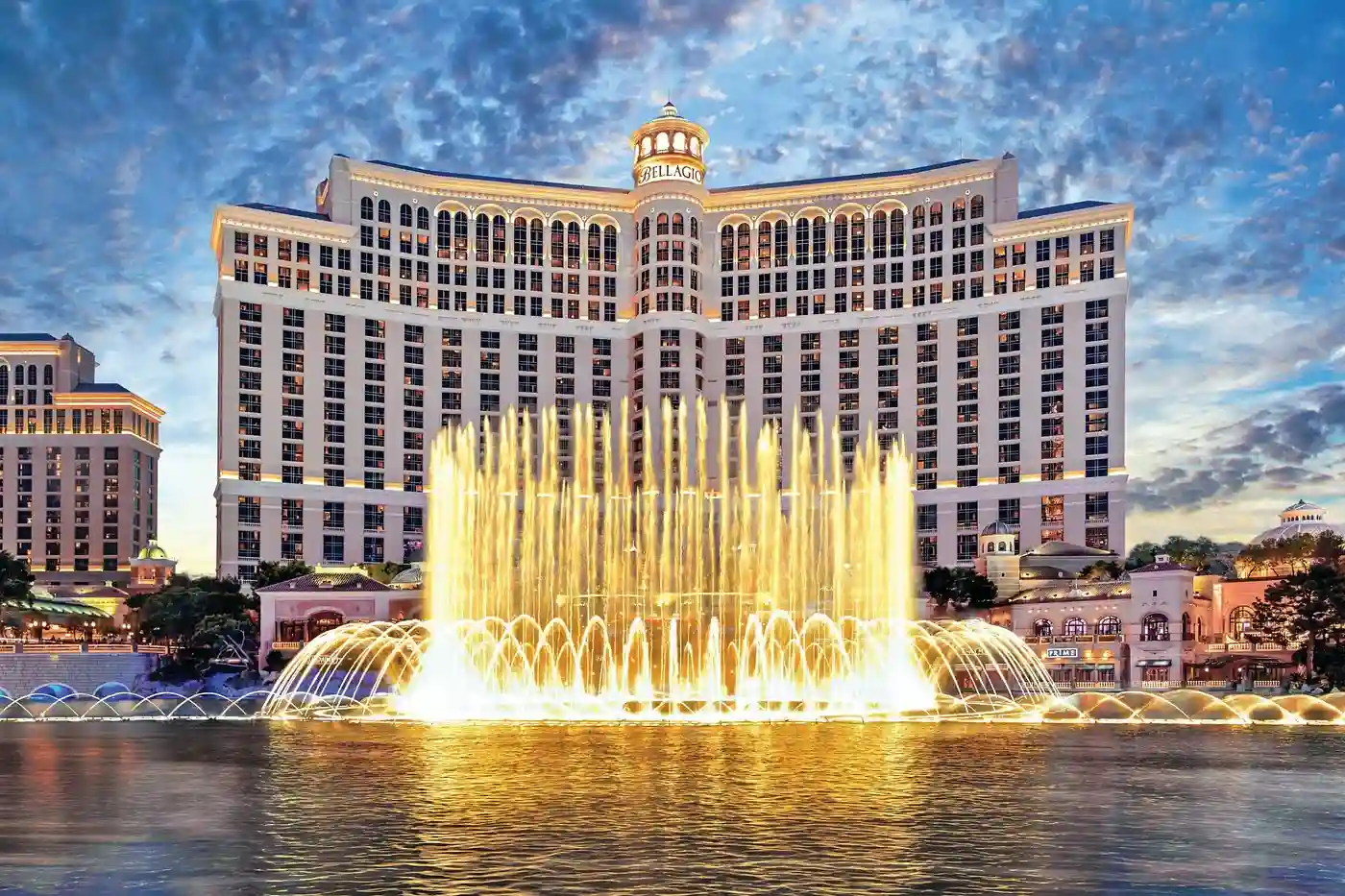 Exterior view of the Bellagio Las Vegas hotel and fountains